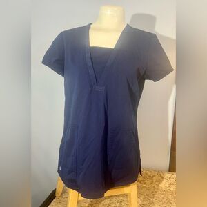 Barco NrG small navy scrub top